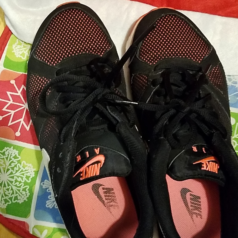 Nike air sneakers
